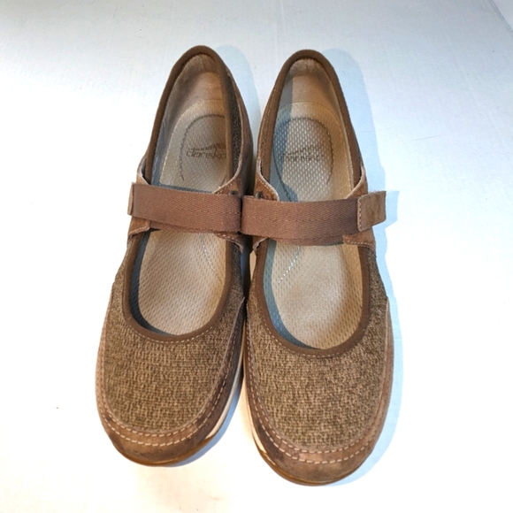 Dansko Henne Mary Jane flats - Picture 1 of 9
